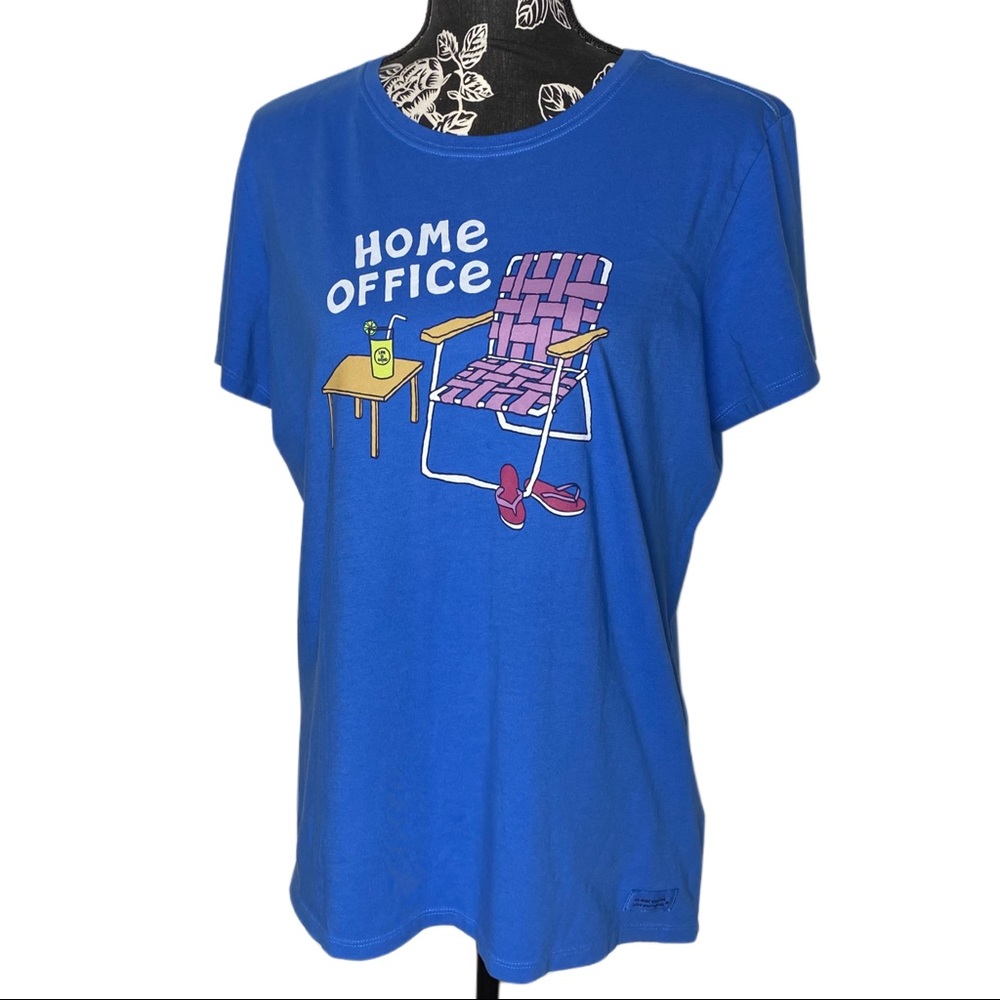 Life is Good Home Office beach blue crusher t-shirt lawn chair flip flops drink